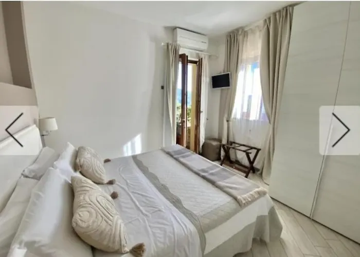 Residenza Le Camelie Apartamento Oggebbio